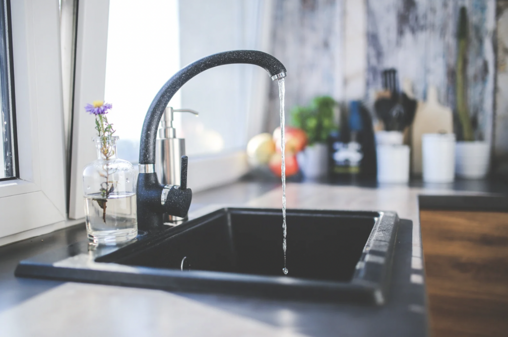 time to call a plumber for kitchen faucet repair